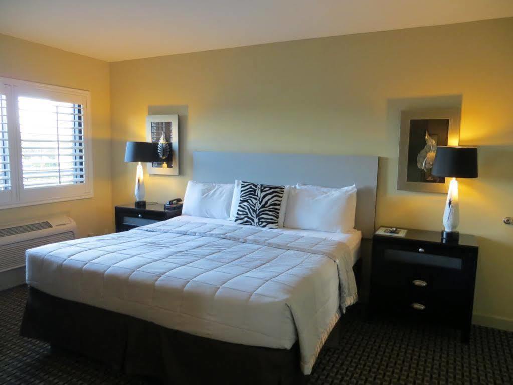 Sole Inn And Suites Pensacola Eksteriør billede